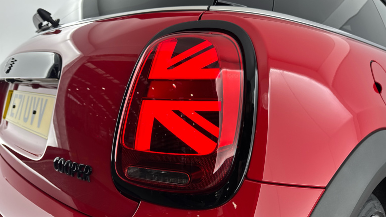 MINI Hatchback 1.5 Cooper Sport 3dr Auto Petrol Hatchback